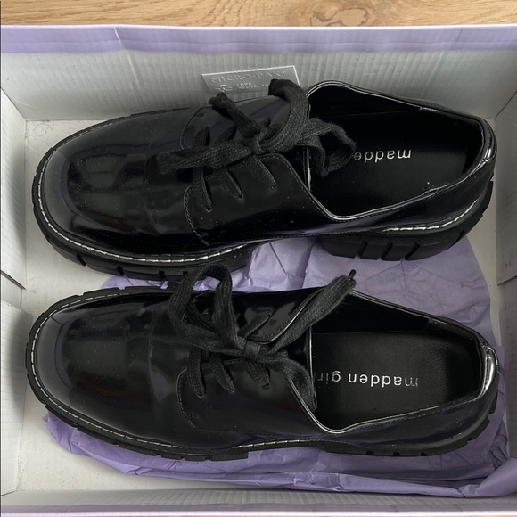 Steve Madden Black Lace Up Boots - Picture 1 of 5